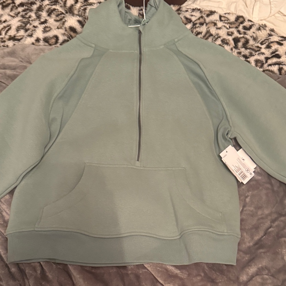Womens green cropped half zip size small